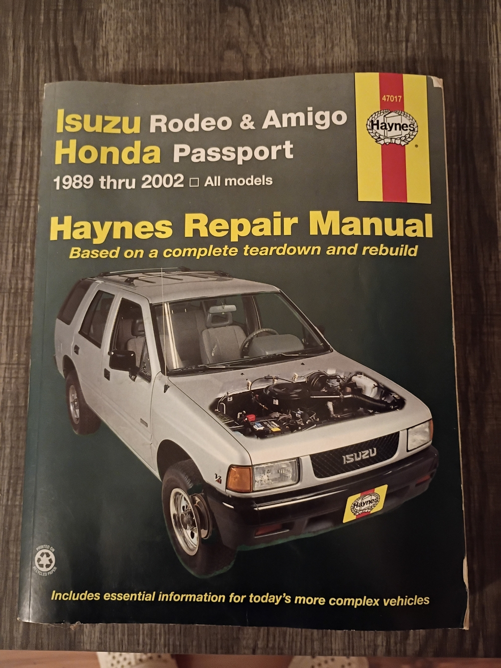 Haynes Repair Manual for Isuzu Rodeo & Amigo / Honda Passport - Black Cover